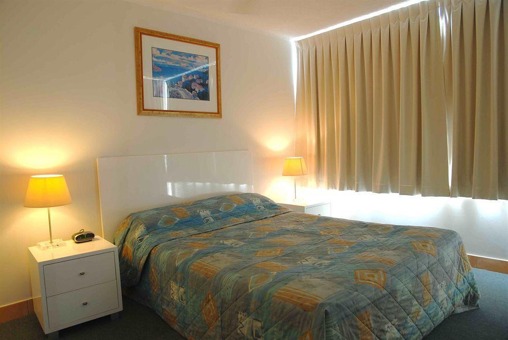 The Shore Apartments - Beachfront Gold Coast Esterno foto