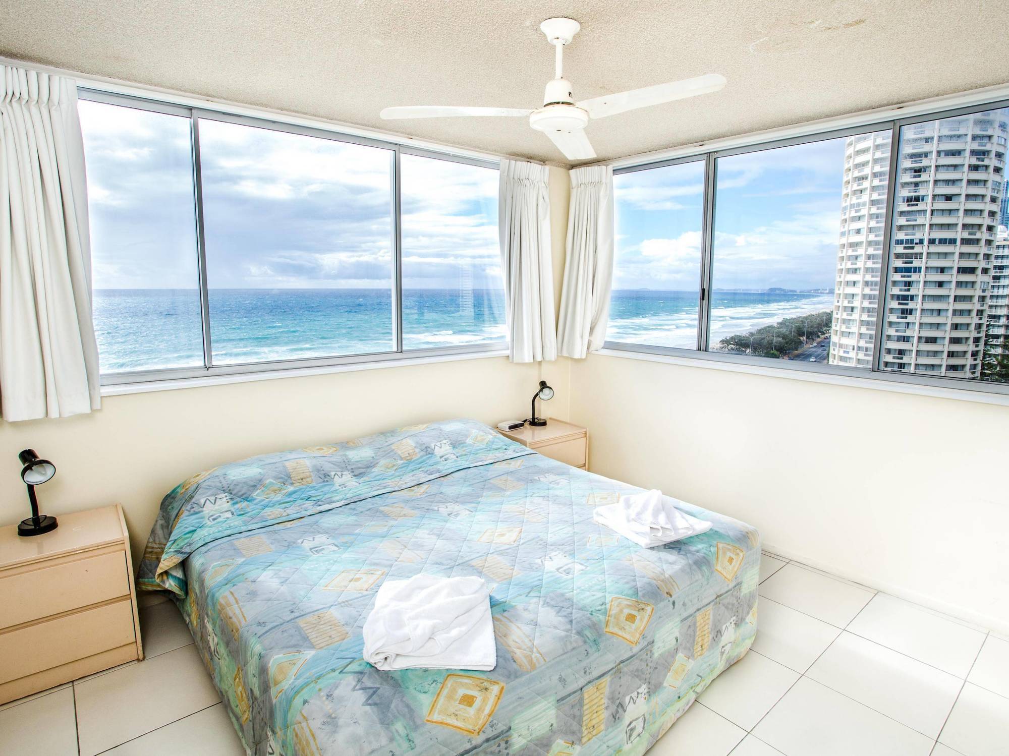 The Shore Apartments - Beachfront Gold Coast Esterno foto