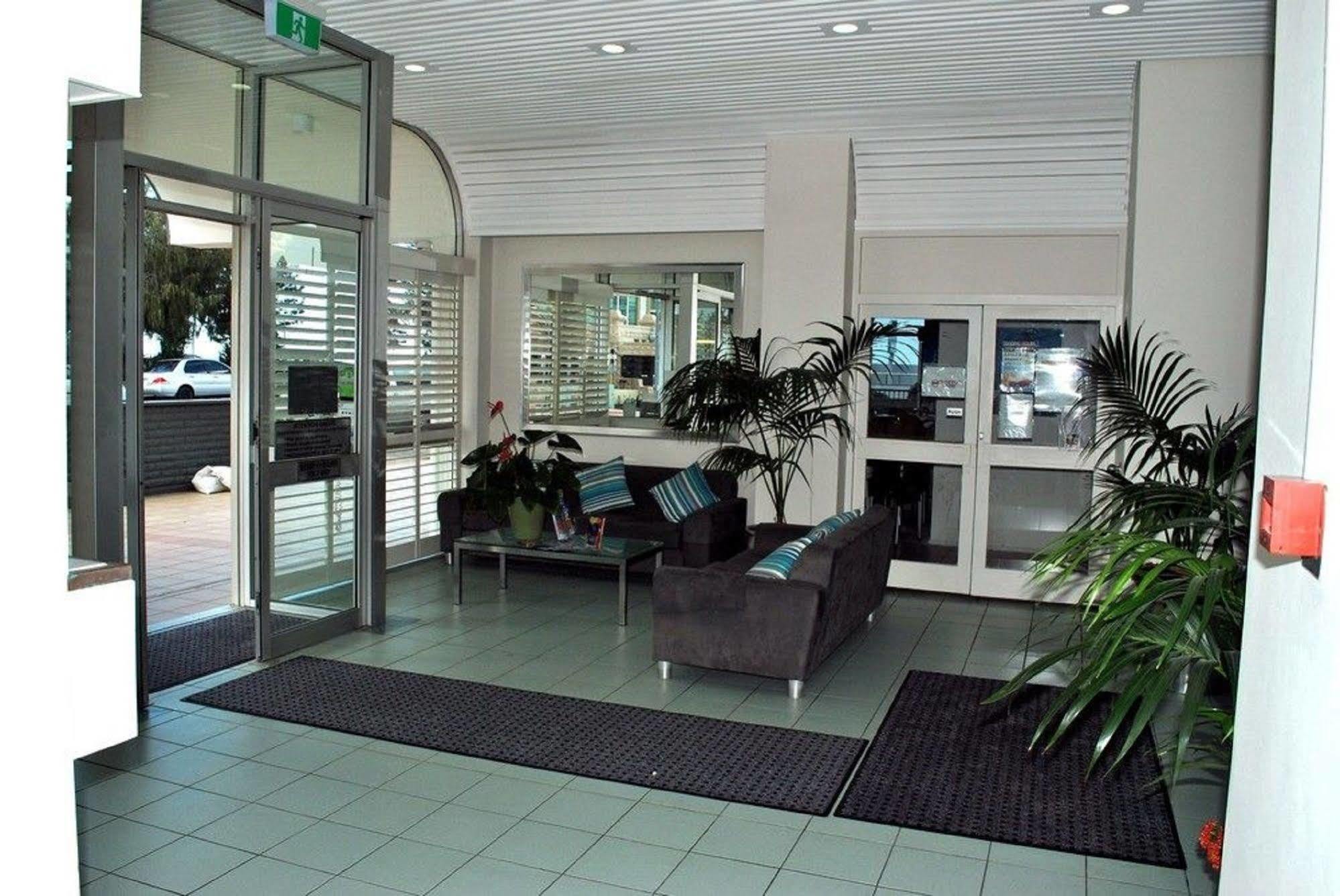 The Shore Apartments - Beachfront Gold Coast Esterno foto